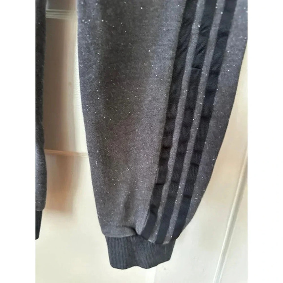 Adidas Men’s size small grey sweatpants - Picture 3 of 10